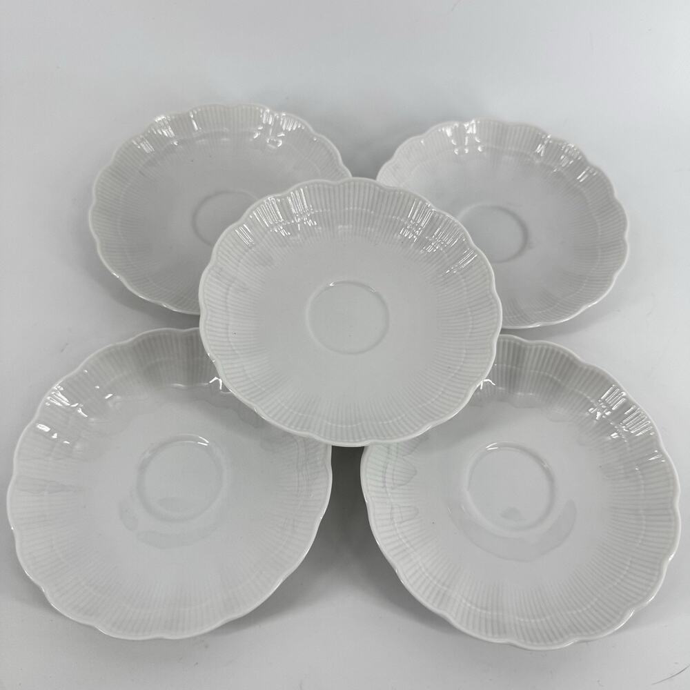 AK Kaiser W. Germany Romantica Set Of 5 White Scalloped Edge 5-1/2" Saucer Plate
